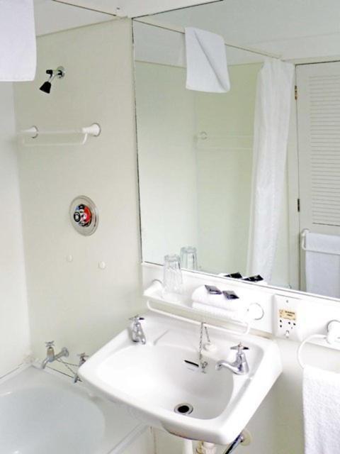 The Cobb Hotel Palmerston North Rum bild